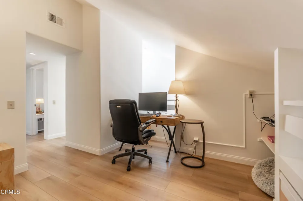 211 Carillo Road #E Ojai, CA 93023
