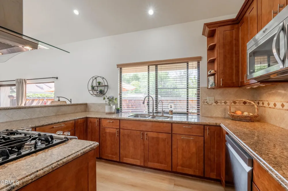 211 Carillo Road #E Ojai, CA 93023