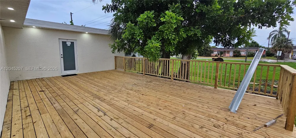 1233 SW AVENUE C PL Belle Glade, FL 33430