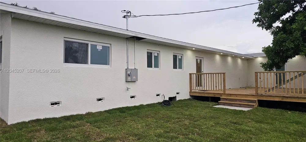 1233 SW AVENUE C PL Belle Glade, FL 33430