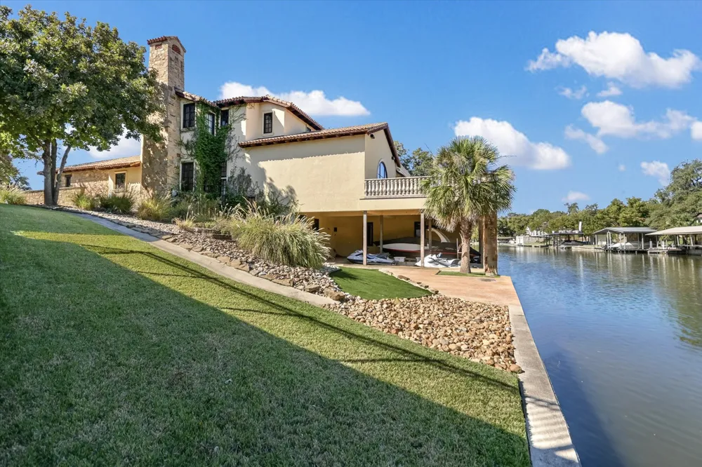 252 LA SERENA LOOP Horseshoe Bay, TX 78657