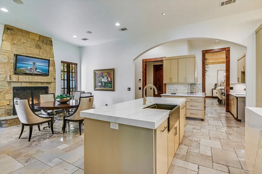 252 LA SERENA LOOP Horseshoe Bay, TX 78657