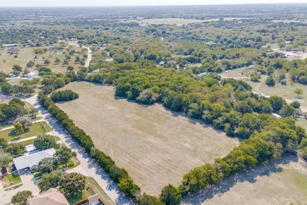 710 Windy Lane Cedar Hill, TX 75104