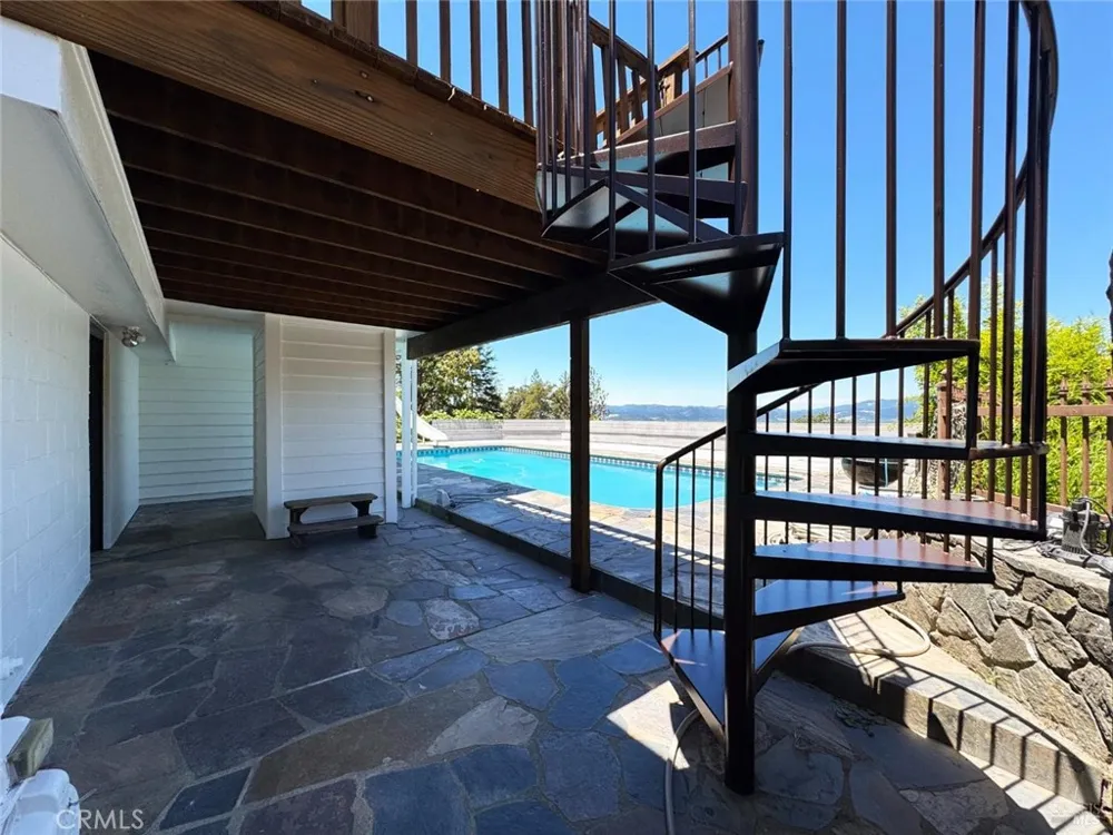 16990 Old Boy Scout Willits, CA 95490