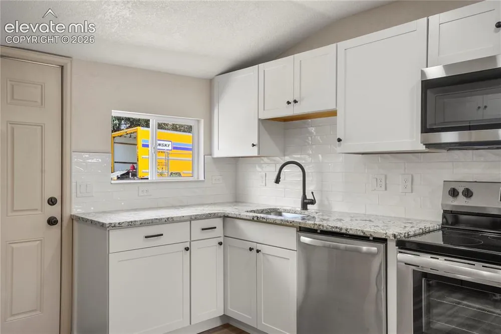 22 W Mill Street Colorado Springs, CO 80903