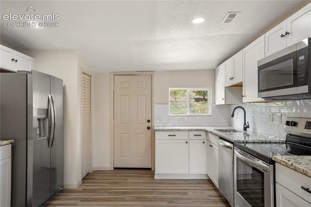 22 W Mill Street Colorado Springs, CO 80903