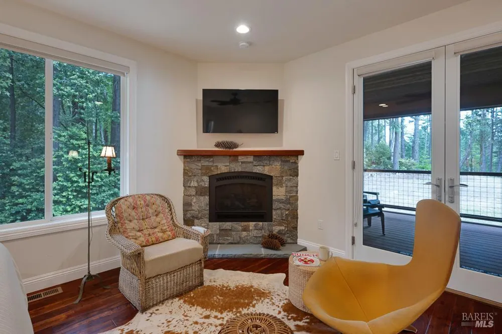 22130 Umland Circle Jenner, CA 95450