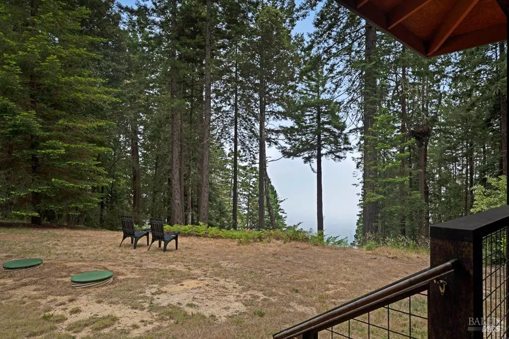 22130 Umland Circle Jenner, CA 95450