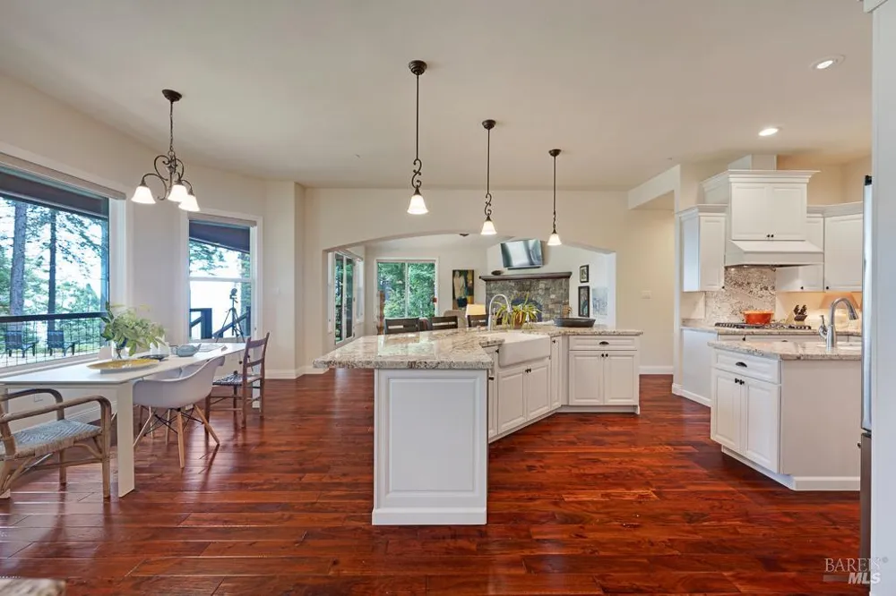 22130 Umland Circle Jenner, CA 95450