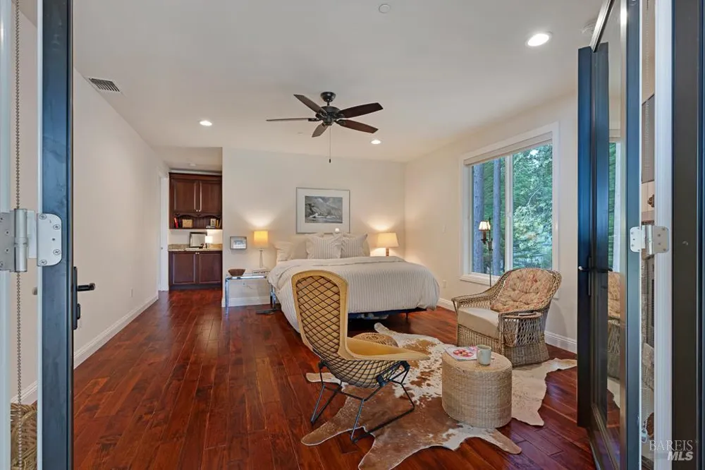 22130 Umland Circle Jenner, CA 95450