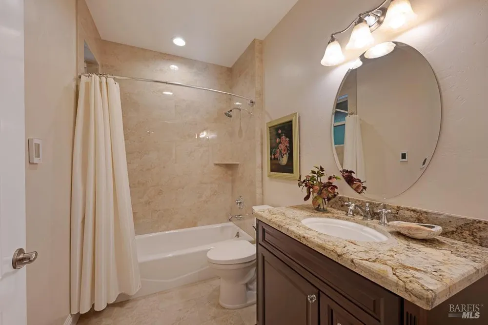 22130 Umland Circle Jenner, CA 95450