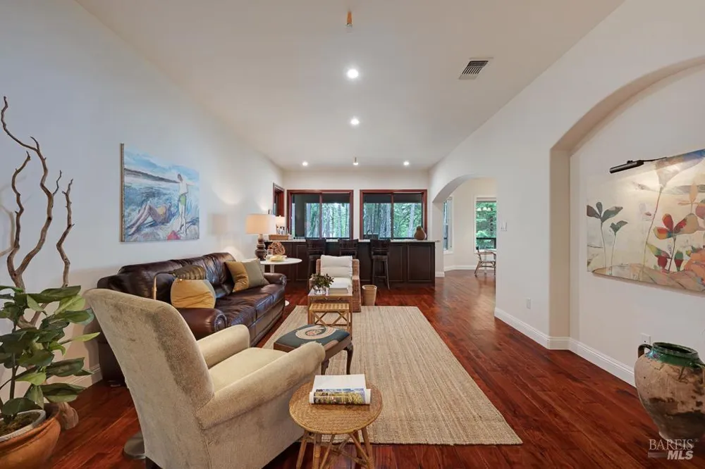 22130 Umland Circle Jenner, CA 95450