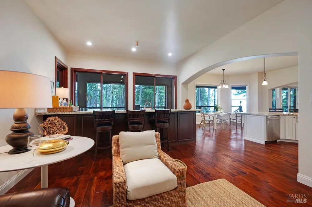 22130 Umland Circle Jenner, CA 95450