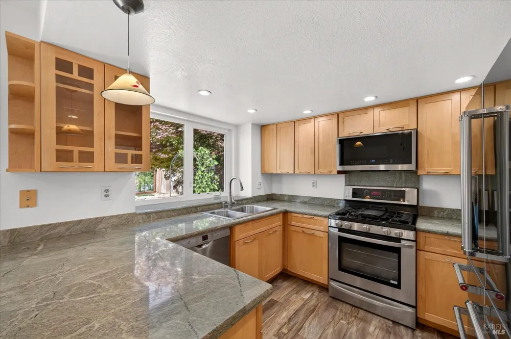 136 Crownpointe Drive Vallejo, CA 94591