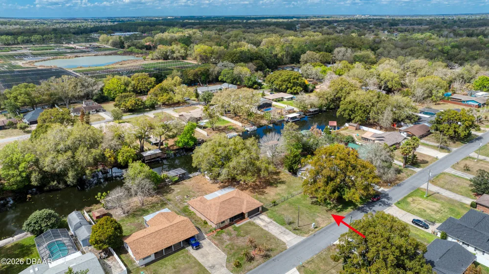 Lois Drive Tavares, FL 32778