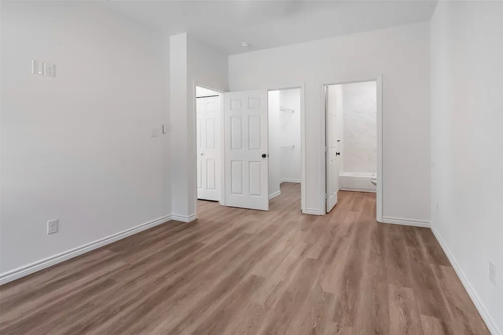 211 W Elm Street Whitewright, TX 75491