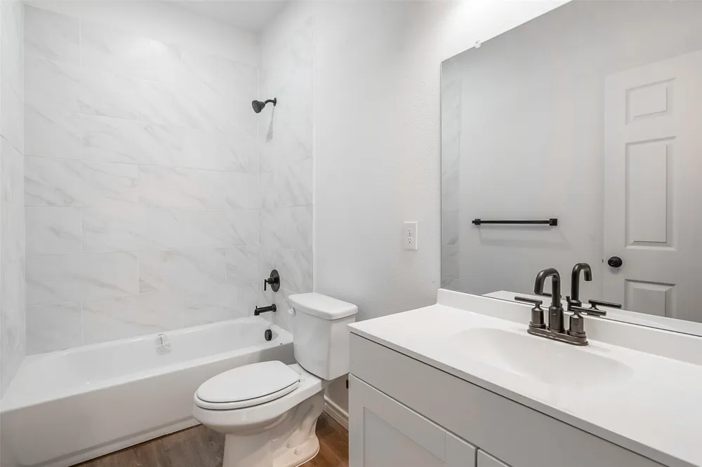 211 W Elm Street Whitewright, TX 75491