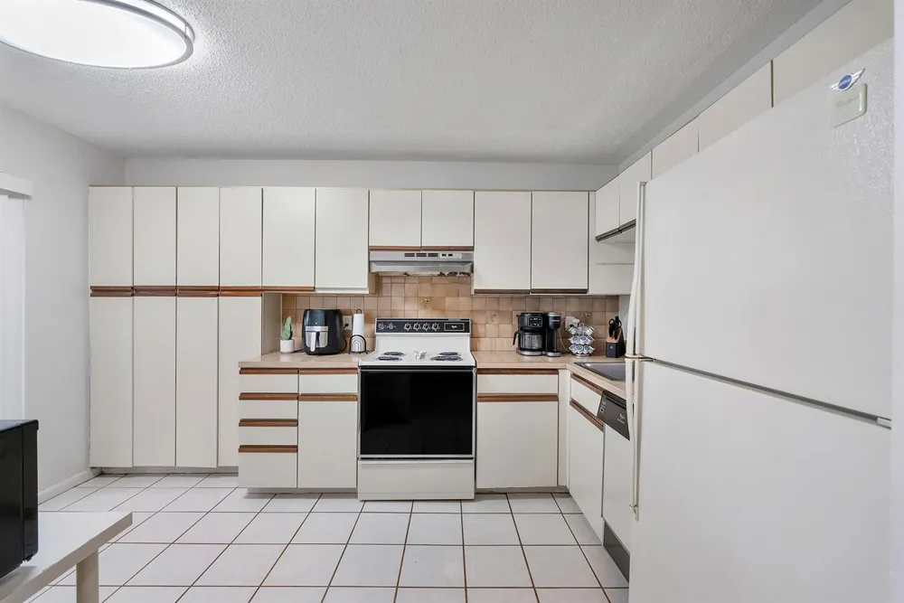 4393 Carambola Circle Coconut Creek, FL 33066