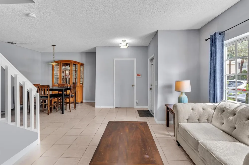 6001 Harbor Isle Way #494 Tamarac, FL 33321
