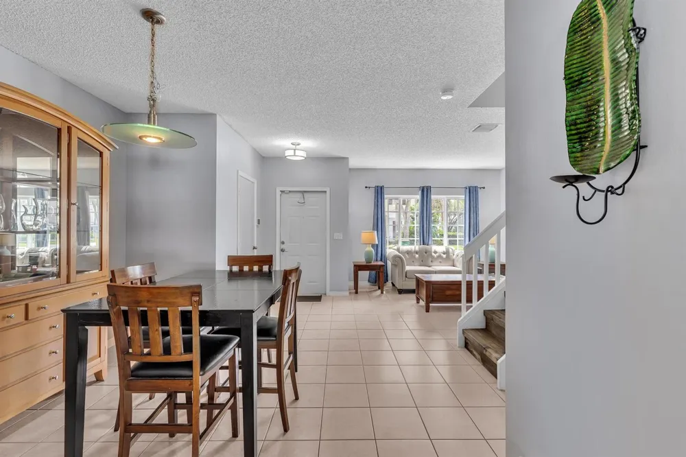 6001 Harbor Isle Way #494 Tamarac, FL 33321