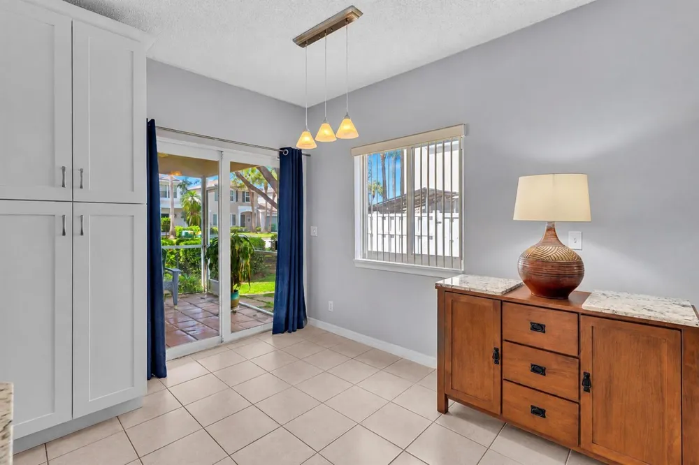 6001 Harbor Isle Way #494 Tamarac, FL 33321
