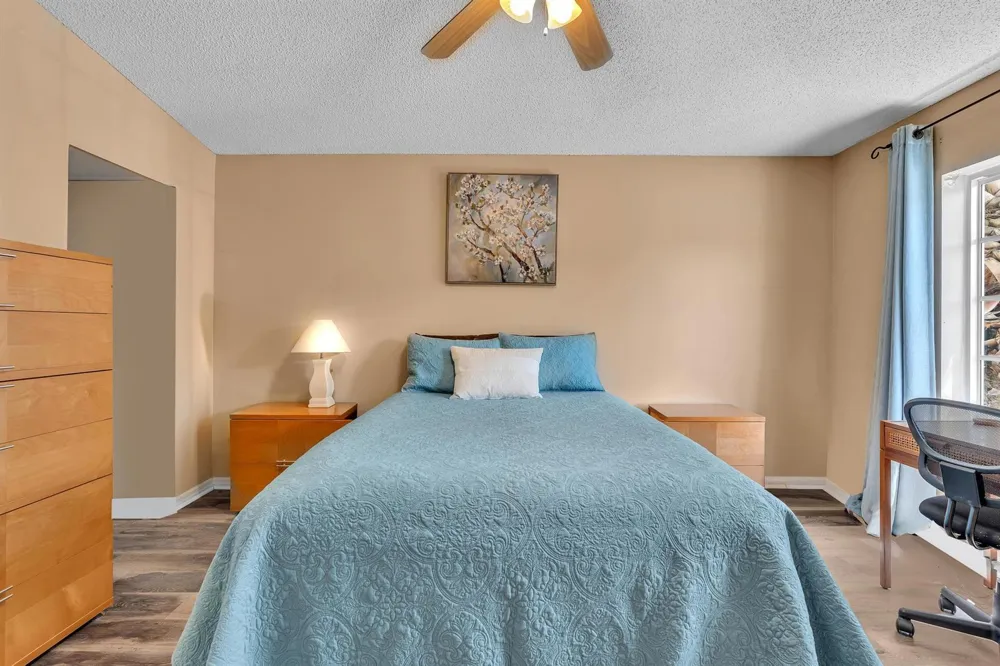 6001 Harbor Isle Way #494 Tamarac, FL 33321