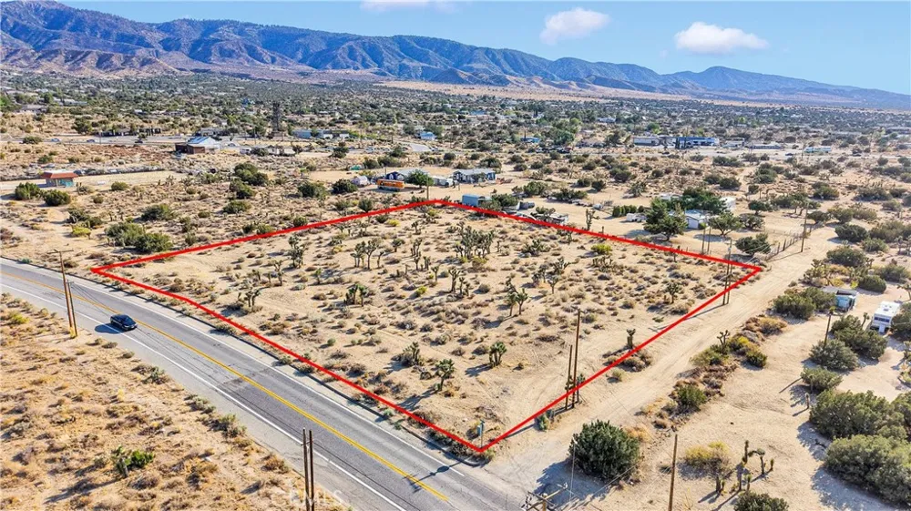 875 Locust Road Pinon Hills, CA 92372