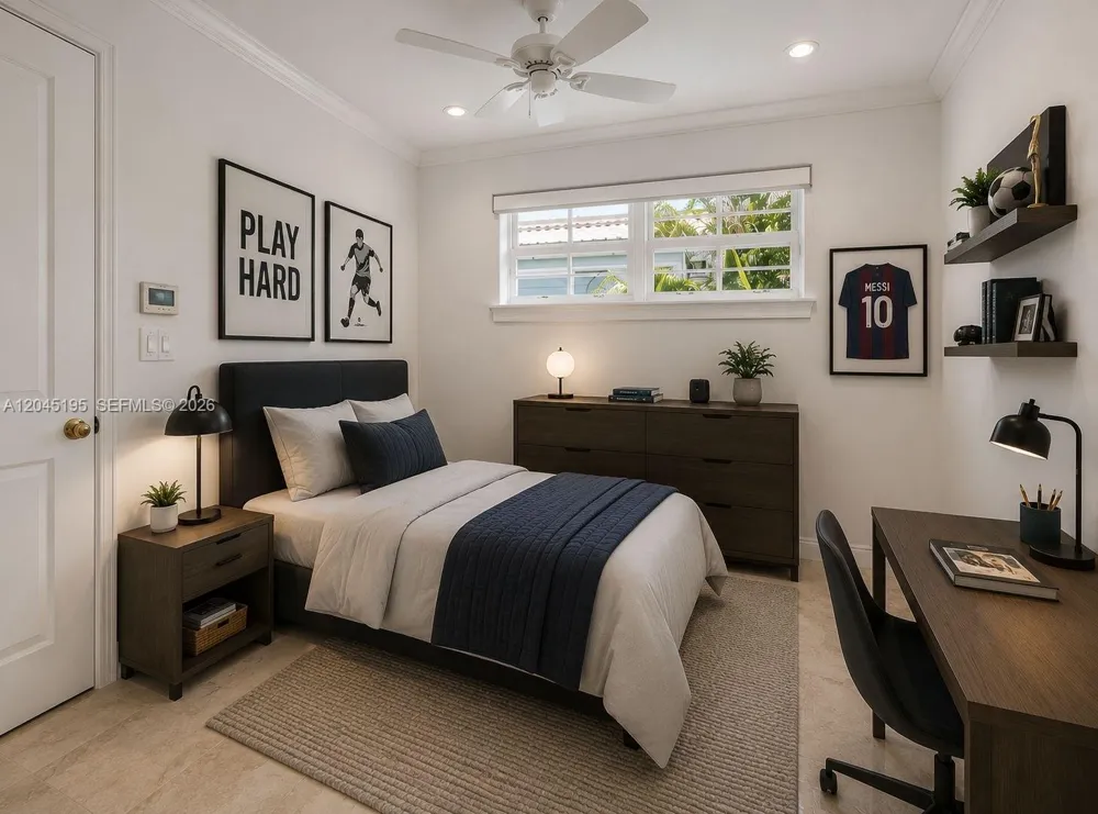 592 Fernwood Rd #B Key Biscayne, FL 33149