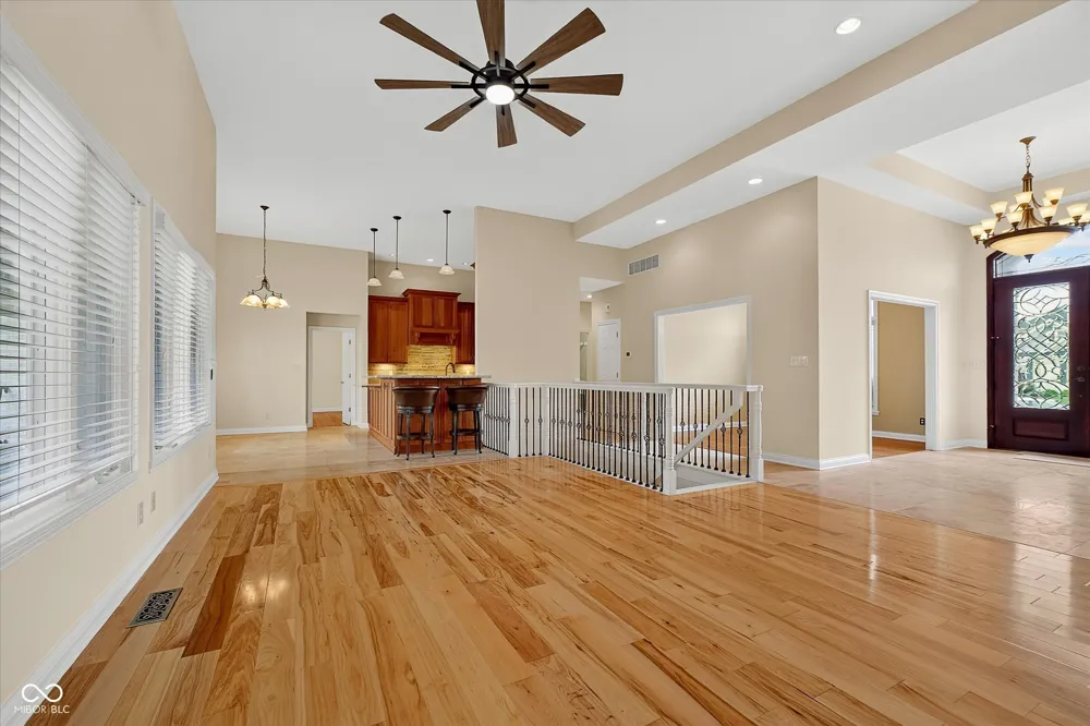 5913 Chartwell Drive Bargersville, IN 46106