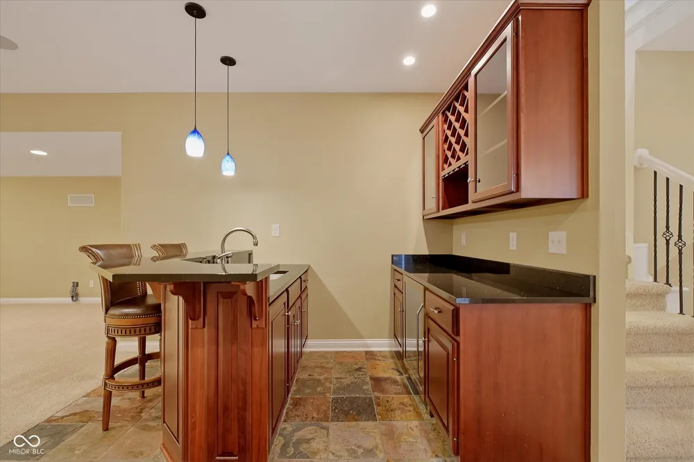 5913 Chartwell Drive Bargersville, IN 46106