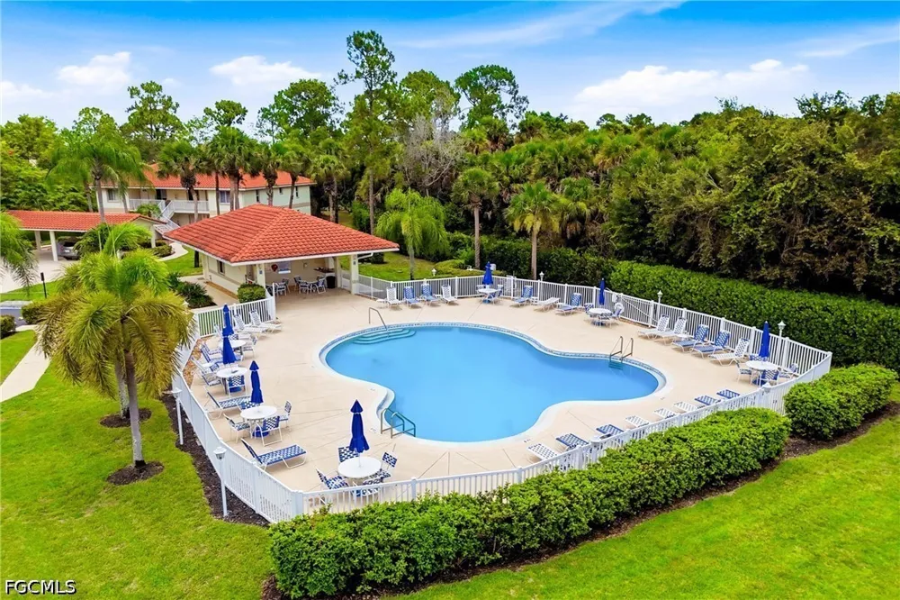 Luisa Lane #4 Naples, FL 34104