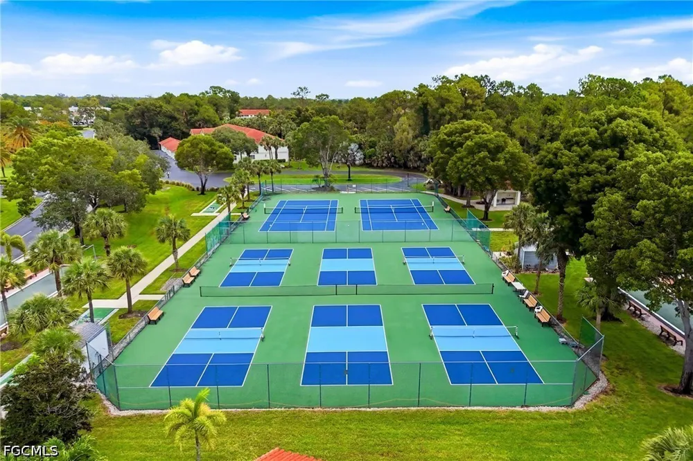 Luisa Lane #4 Naples, FL 34104