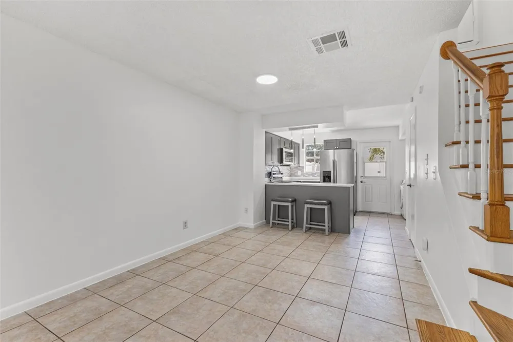 6650 121ST AVENUE #4 Largo, FL 33773