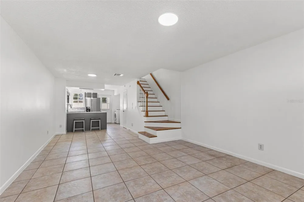 6650 121ST AVENUE #4 Largo, FL 33773