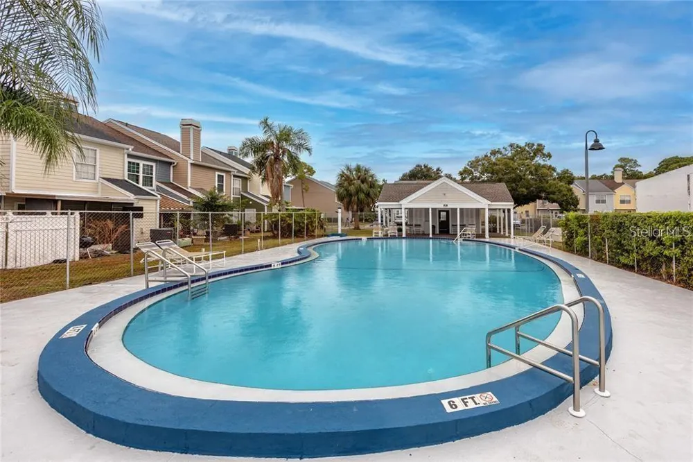 6650 121ST AVENUE #4 Largo, FL 33773