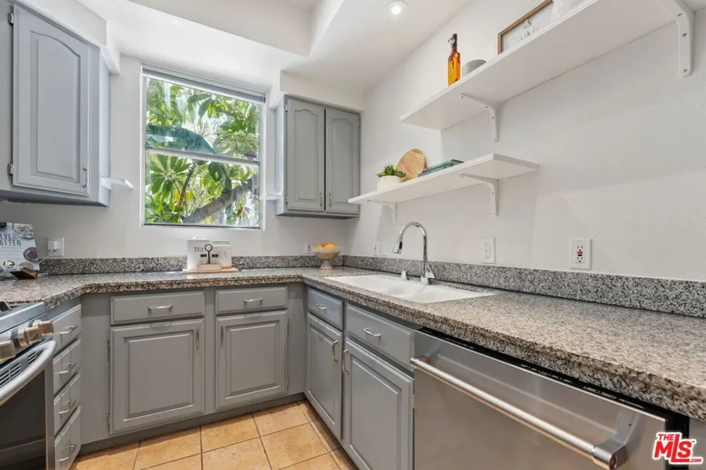 1436 20th Street #8 Santa Monica, CA 90404