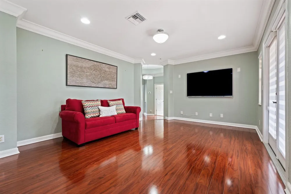 658 Cresta Circle West Palm Beach, FL 33413