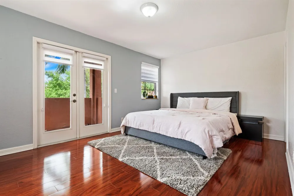 658 Cresta Circle West Palm Beach, FL 33413