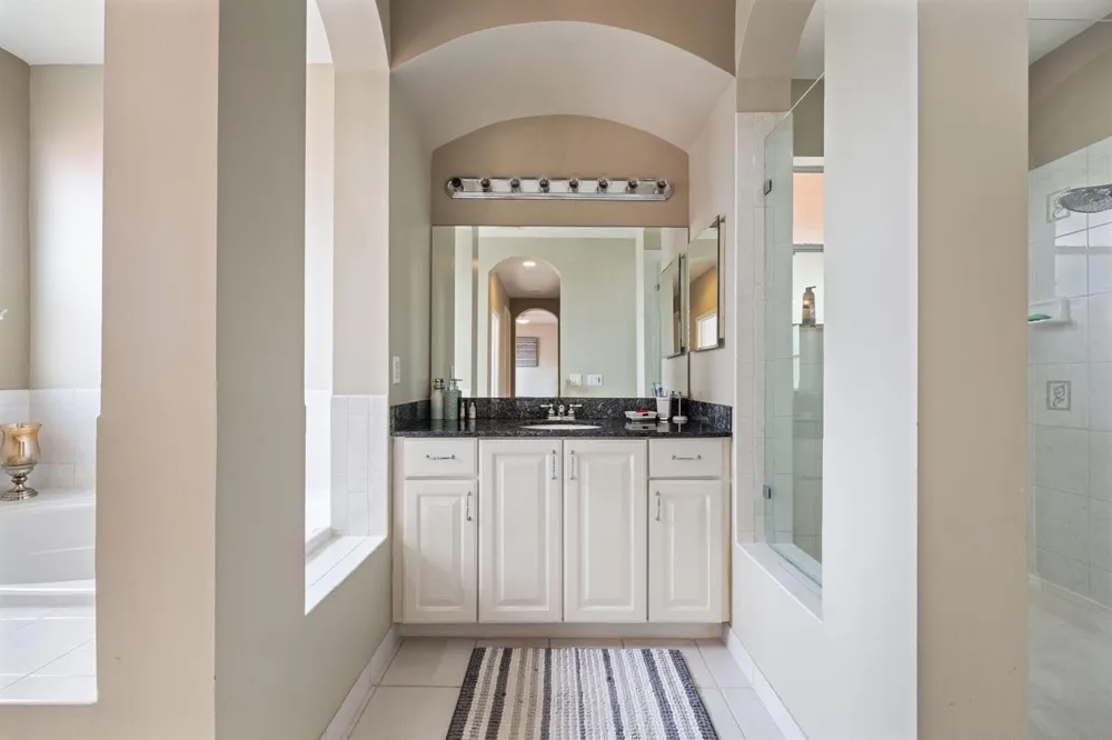 658 Cresta Circle West Palm Beach, FL 33413