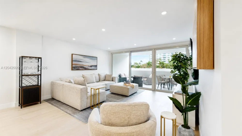 177 Ocean Lane Dr #213 Key Biscayne, FL 33149