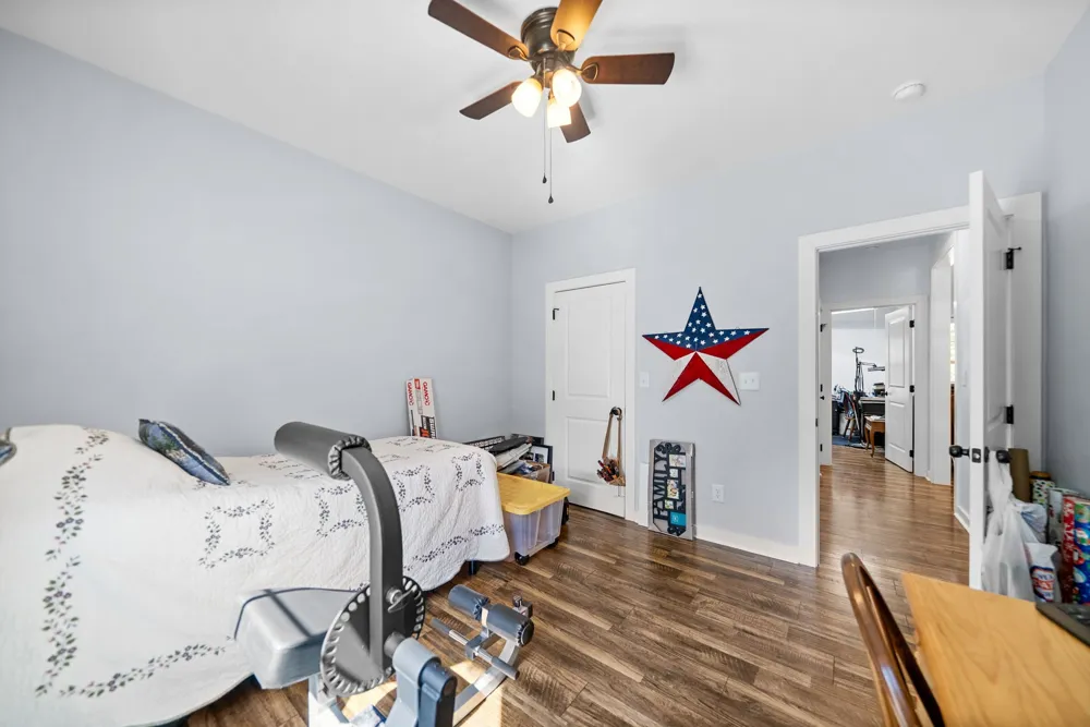 381 Tummins Rd Mc Ewen, TN 37101