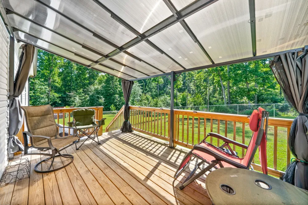 381 Tummins Rd Mc Ewen, TN 37101