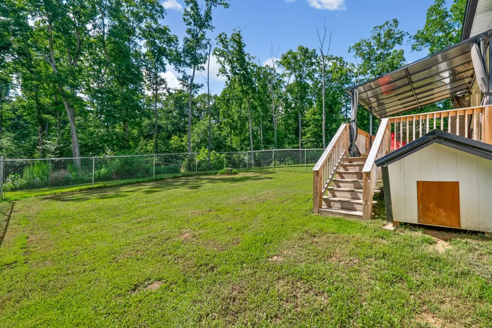 381 Tummins Rd Mc Ewen, TN 37101