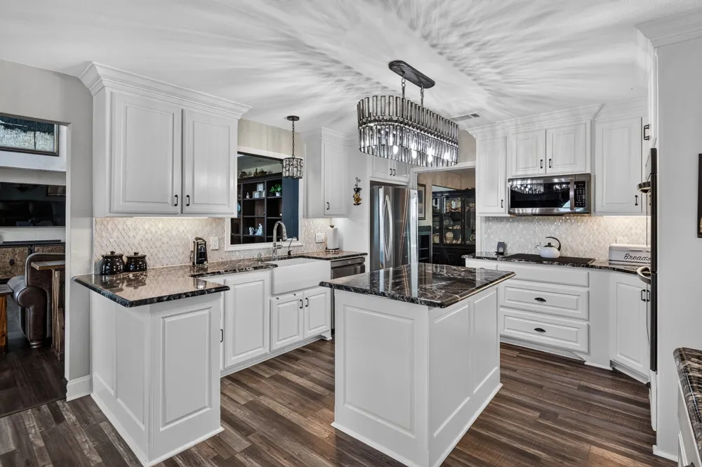360 Pop Noah Road Collinsville, TX 76233