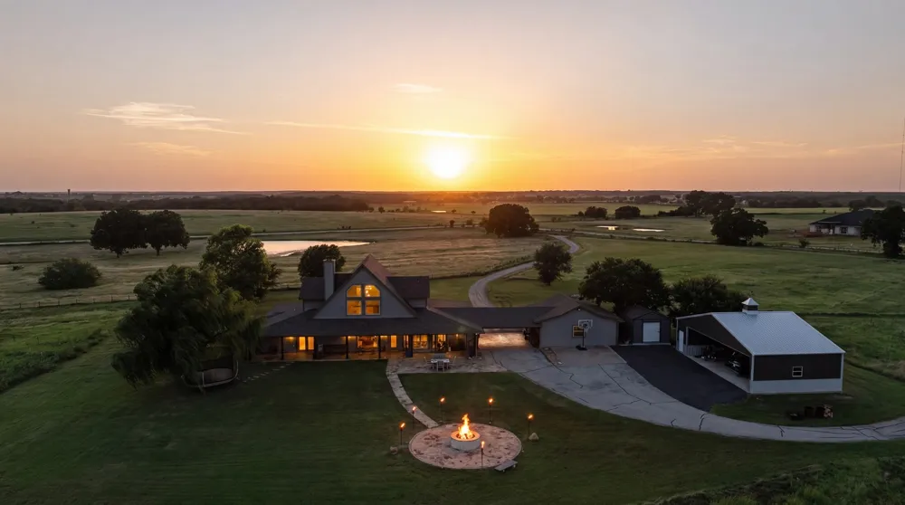360 Pop Noah Road Collinsville, TX 76233