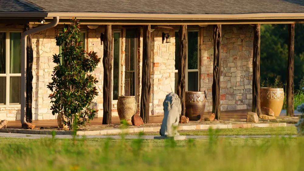 360 Pop Noah Road Collinsville, TX 76233