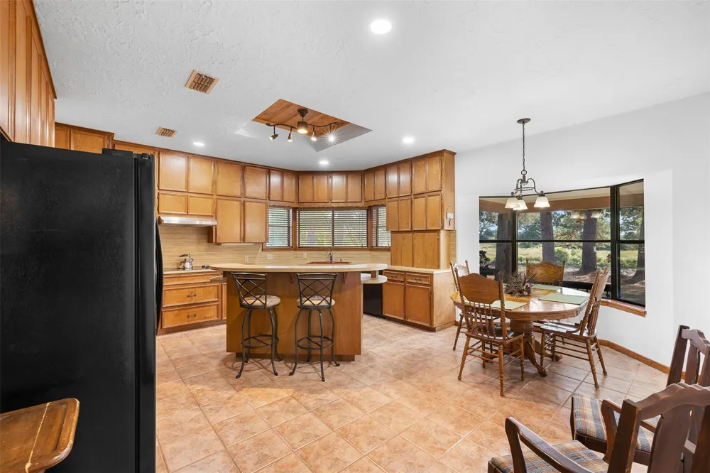 179 Stiewert Ln Paige, TX 78659