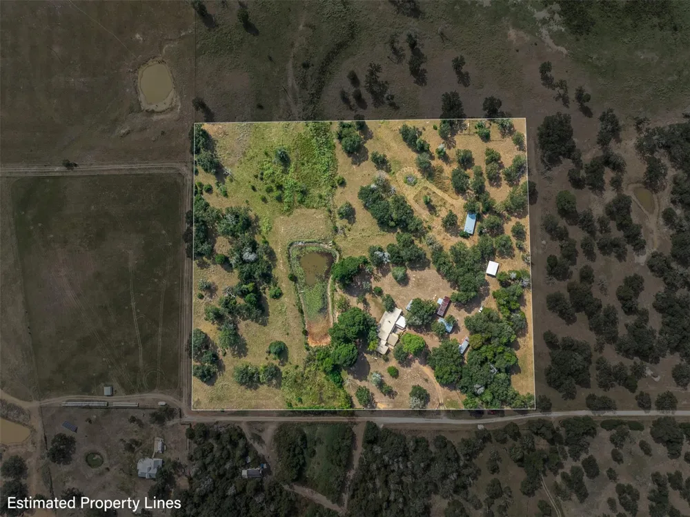 179 Stiewert Ln Paige, TX 78659