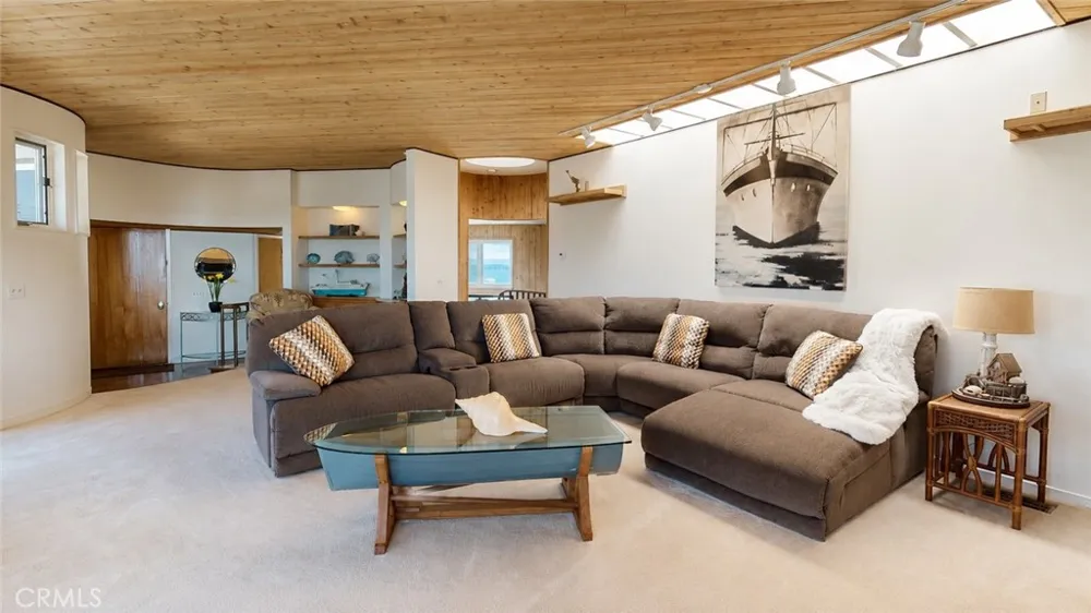 4925 Windsor Boulevard Cambria, CA 93428