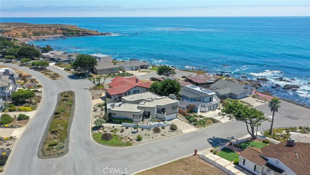 4925 Windsor Boulevard Cambria, CA 93428
